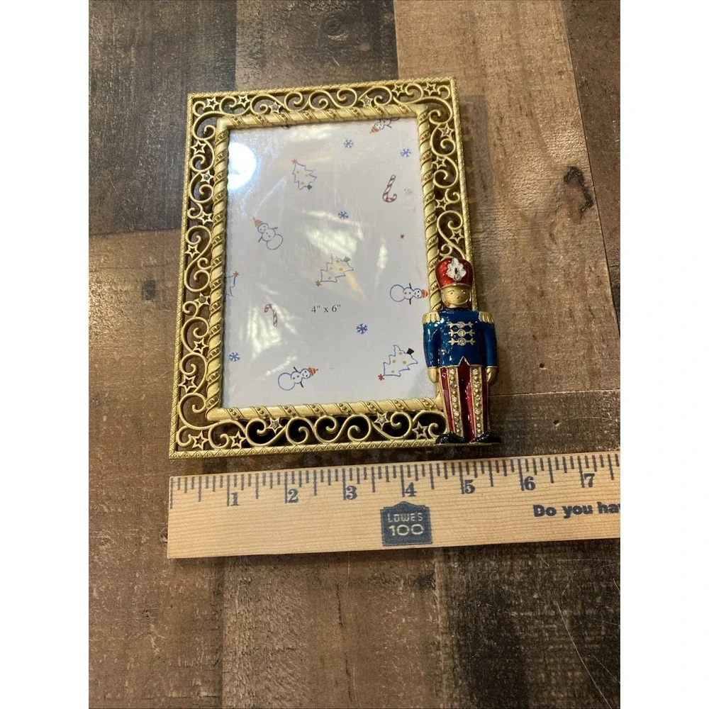 Vintage Christmas Nutcracker Photo Frame 4x6 Ornate Gold Scrollwork Table Decor‎